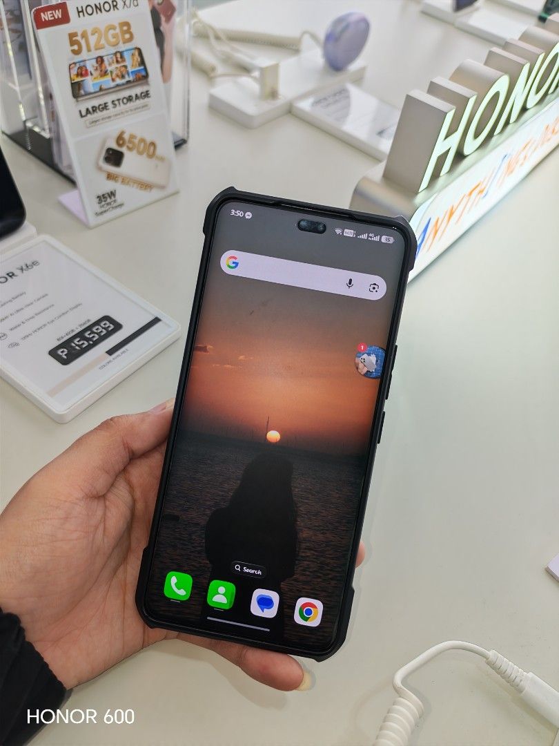 FOR SALE H200 PRO (Category: Android Others) located in Paranaque City. Submitted by lleryleana35568 (Listing ID 1455855824, Image 2). Description: RUSH SALE HONOR 200 PRO 5G (The portrait master) SALE OR SWAP °WATER WASHABLE AND DROP RESISTANCE° NANO SIM + E-SIM READY 5G CONNECTIVITY 24GB OF RAM 512GB OF STORAGE TRIPLE 50MP STUDIO LEVEL PORTRAIT CAMERA SONY CAMERA LENSES OIS+EIS CAMERA FEATURE HARCOURT PORTRAIT MODE (FROM 80'S PROFESSIONAL STUDI