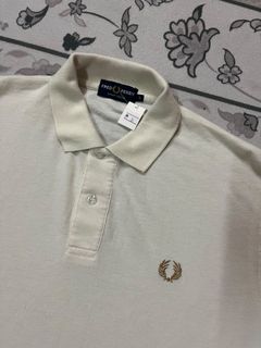 (Category: ) located in . Submitted by joaothriftstore (Listing ID 1456000940, Image 1). Description: .