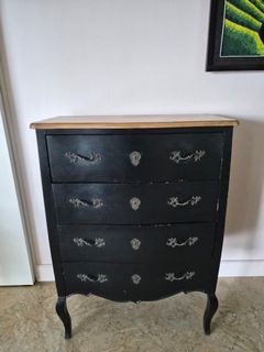 (Category: ) located in . Submitted by beautifulfurniture170 (Listing ID 1455887222, Image 1). Description: .
