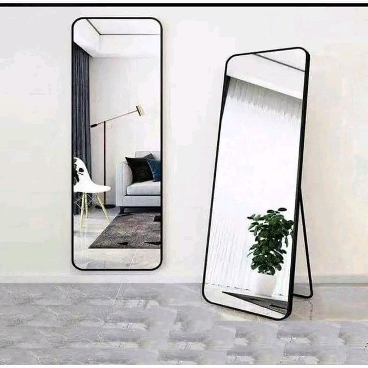 Full Body Slim Mirror (Category: Mirrors) located in Manila. Submitted by micoooy (Listing ID 1455966687, Image 2). Description: .