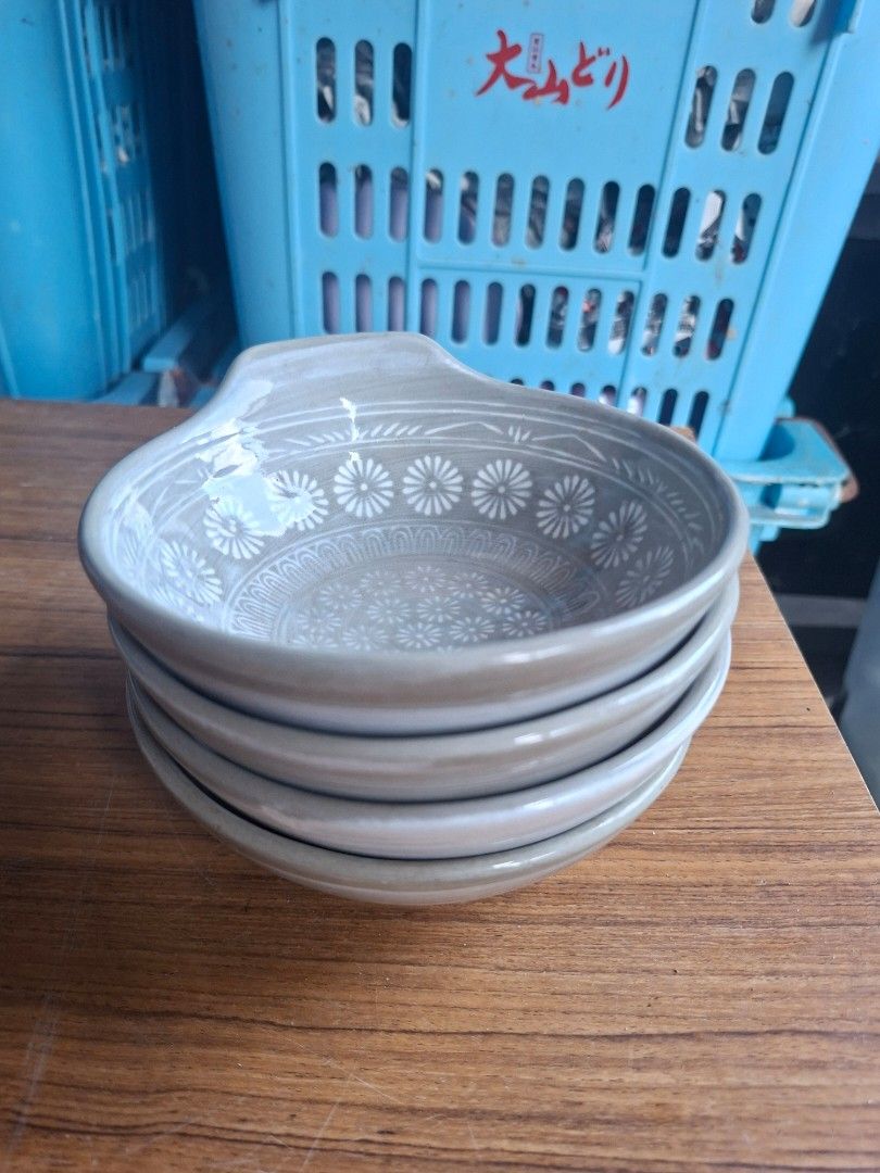Ginpo Hana Mishima Ceramic Bowl (Category: Dinnerware & Cutlery) located in Consolacion. Submitted by luxekerei (Listing ID 1455999124, Image 2). Description: - Ginpo Hana Mishima ceramic tonsui (Japanese nabe dipping bowl) featuring an engraved white chrysanthemum flower pattern on a grey background..
