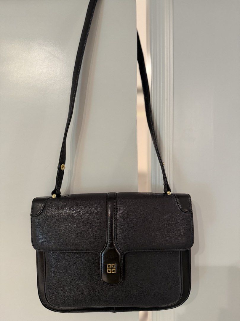 Givenchy Sacs Vintage bag (Category: Luxury Bags & Wallets) located in Santa Maria. Submitted by baghoarder23 (Listing ID 1455888506, Image 2). Description: Guaranteed Authentic Minor flaw.