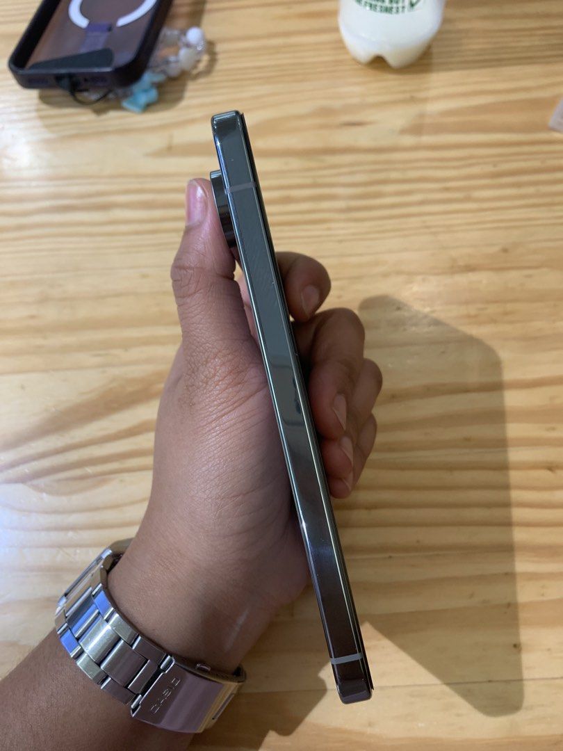 Google Pixel 9 XL (Category: Google Pixel) located in Manila. Submitted by qunjade (Listing ID 1455922870, Image 2). Description: 10 months palang nagagamit. Walang gasgas makikita mo naman sa pic. Reason for sale: upgrade.