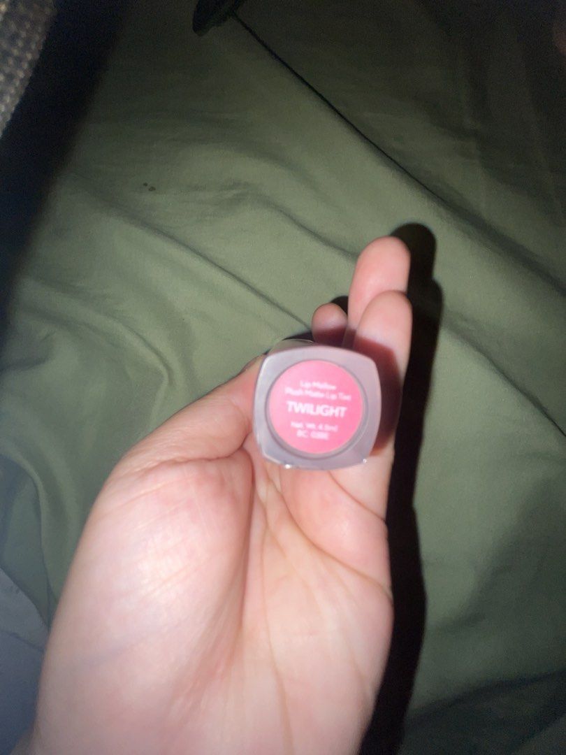 Happy Skin Lip Mallow - Twilight (Category: Makeup) located in Carmona. Submitted by siennabug (Listing ID 1455875554, Image 2). Description: RFS: Decluterring.