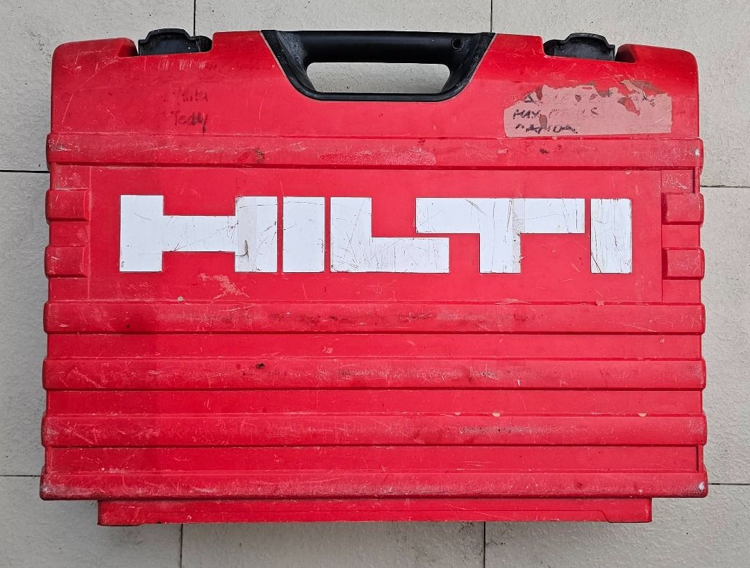 Hilti TE 706 Demolition Hammer with Case (Category: Construction Tools & Equipment) located in San Pedro. Submitted by bossnonong (Listing ID 1455970191, Image 2). Description: - Hilti TE 706 demolition hammer - Includes original Hilti red case - Comes with a drill bit - Previously used, but in good working condition - Ideal for heavy-duty demolition jobs - Sold as is.