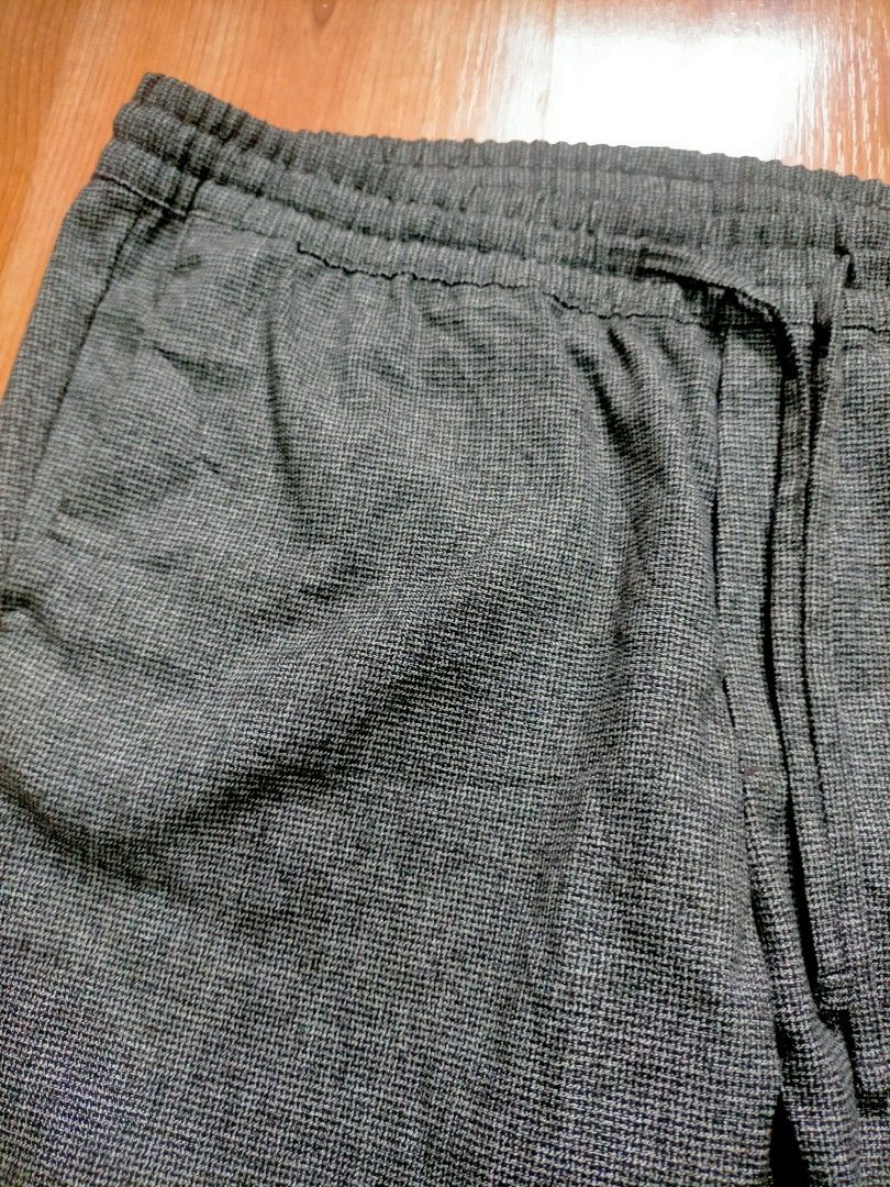 H&M PANTS (Category: Trousers) located in Angeles City. Submitted by luigids (Listing ID 1456050453, Image 2). Description: SIZE M FREE WAIST NO ISSUE MAGANDA TO (MAKAPAL).