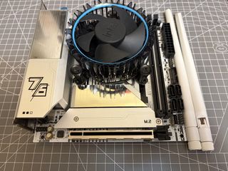 （分類：）位於 。 由 yoshiandrewlo 提交（商品編號 1456049290，圖片 1）。簡介： 。