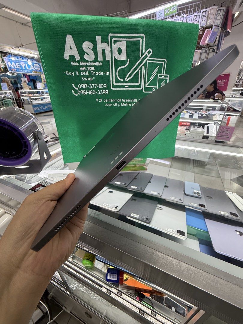 iPad Air M2 13inch 512gig WIFI (Category: iPad) located in San Juan City. Submitted by asniebasher (Listing ID 1455915912, Image 2). Description: FOR SALE/SWAP (RFS: BUY&SELL) * iPad AIR 13inch * M2 chips * 512g * WiFi * 99% BH / 102cc * NO ISSUE * NO REPAIR / HIDDEN ISSUE *NO BOX / ORIG CHARGER ONLY F R E E B I E S. ✨ ~ clear case ~ screen protector MODE OF PAYMENT ✔️COD - additional shipping Fee (Check before payment) ✔️ Gcash ✔️ OnlineBanking.