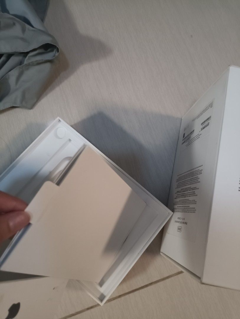 Ipad mini (box only) (Category: Laptops & Notebooks) located in Quezon City. Submitted by high_d (Listing ID 1455868613, Image 3). Description: BOX ONLY 150 each Pick up or via lalamove loc: near sm north.