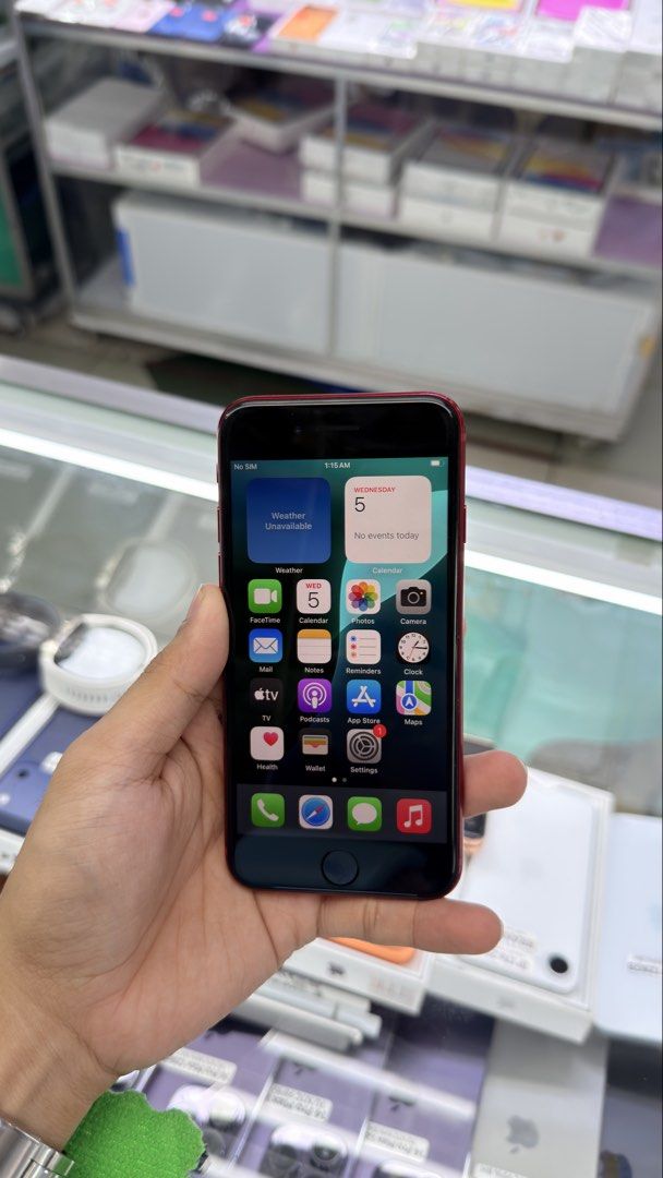 iPhone SE 3 128gb FU 100% BH (Category: iPhone SE Series) located in Manila. Submitted by carimgadgets (Listing ID 1455995846, Image 3). Description: .