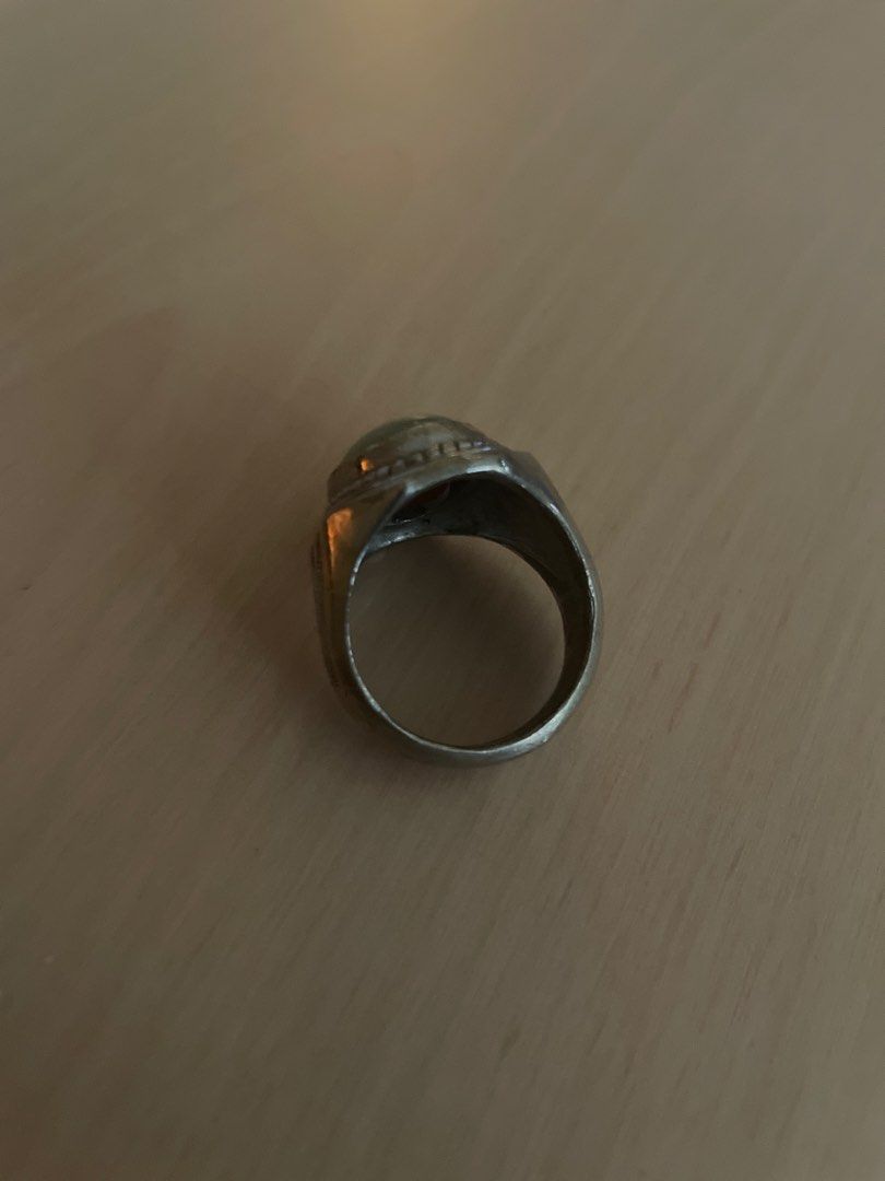 Jade ring (Category: Jewelry) located in Singapore. Submitted by kingsmen65 (Listing ID 1455904516, Image 2). Description: Preloved jade ring .
