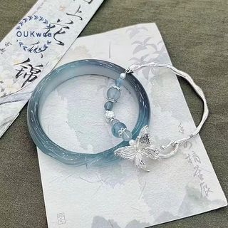 (Category: ) located in . Submitted by _a_sisters_closet_ (Listing ID 1455945392, Image 1). Description: .