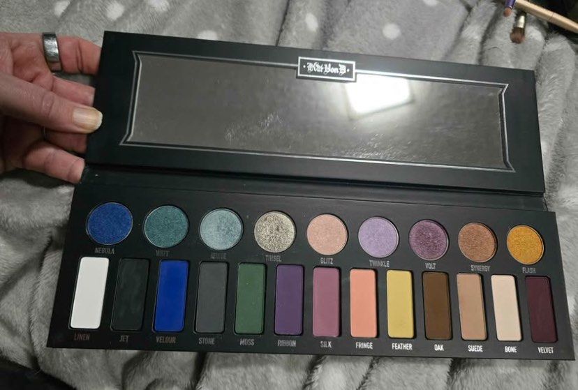 Kat Von D Metal Pallete (Category: Makeup) located in Quezon City. Submitted by cheerupbby (Listing ID 1456008666, Image 2). Description: Recently swatched for video. 1pc only. Will ship when I get back home to QC, PH in November 2026. Note: I will only bring what is SOLD. Can ship thru lalamove or j&t.