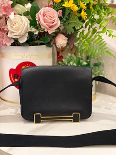 (Category: ) located in . Submitted by luxshare_preloved_ (Listing ID 1455922100, Image 1). Description: .