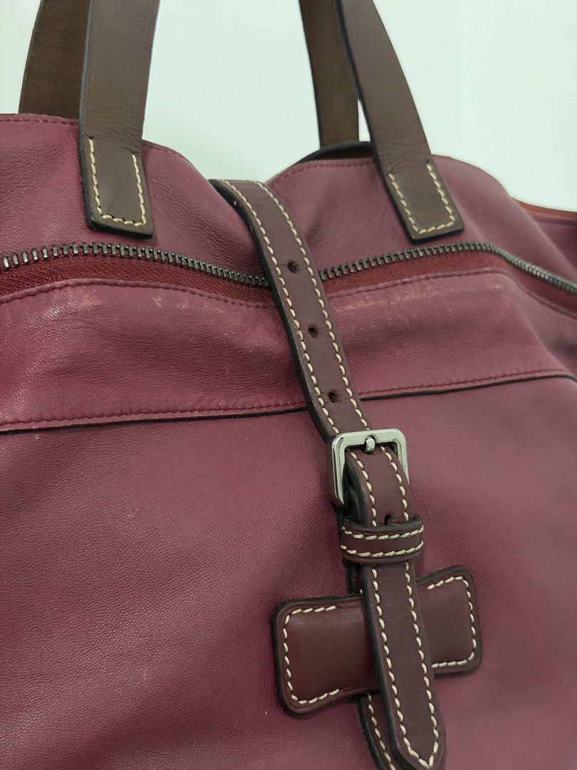 Loewe 2-way bag (Category: Luxury Bags & Wallets) located in Santa Maria. Submitted by baghoarder23 (Listing ID 1455884044, Image 3). Description: Guaranteed Original.