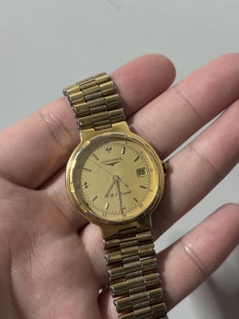 Longines Conquest Mens VHP Very High Precision (Category: Luxury Watches) located in Manila. Submitted by maxxxxxxxxxxxx (Listing ID 1455970790, Image 1). Description: For sale Vintage Longines conquest VHP quartz movement Newly serviced and new battery Crown has been replaced please see photos but can still function and be screwed down hence the lower price Patina and dirt on the dial as well Comes with a box.
