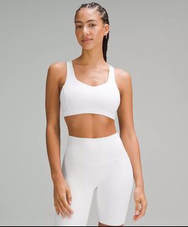(Category: ) located in . Submitted by prettzbuys (Listing ID 1455919273, Image 1). Description: .