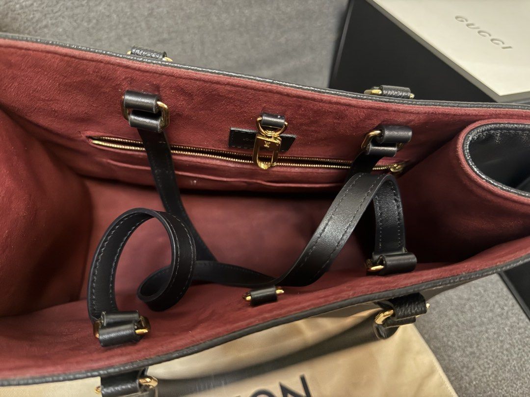 LV OTG MM (Category: Luxury Bags & Wallets) located in Mandaluyong City. Submitted by fhenvinco (Listing ID 1455872392, Image 2). Description: .