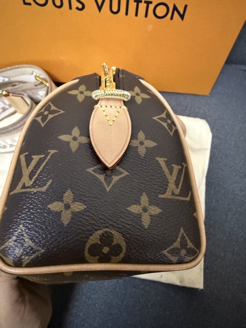 LV speedy mini (Category: Luxury Bags & Wallets) located in Mandaluyong City. Submitted by fhenvinco (Listing ID 1455871711, Image 3). Description: .