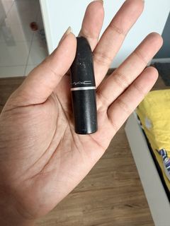 (Category: ) located in . Submitted by makeupcloset2025 (Listing ID 1455912385, Image 1). Description: .