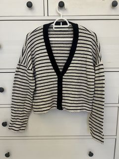 (Category: ) located in . Submitted by melpreloved1 (Listing ID 1455961816, Image 1). Description: .