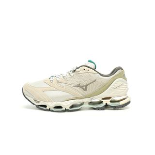(Category: ) located in . Submitted by sneakers-shop (Listing ID 1455949633, Image 1). Description: .