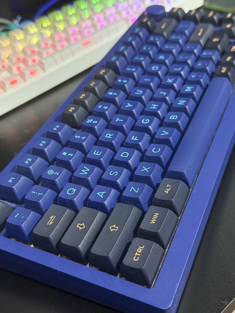 MonsGeek M1W V3-HE SP (Category: Computer Keyboard) located in Manila. Submitted by 68c92aa765d6bb0906ba7ef167eeb4 (Listing ID 1455945036, Image 3). Description: - hall effect tri-mode keyboard (mac,win) (needs cleaning no issues) - MonsGeek M1W Mechanical Keyboard - 75% Layout with Rotary Knob - Stunning Deep Blue Aluminum Case - Perfect for Gaming and Typing - Includes Original Box and Accessories.