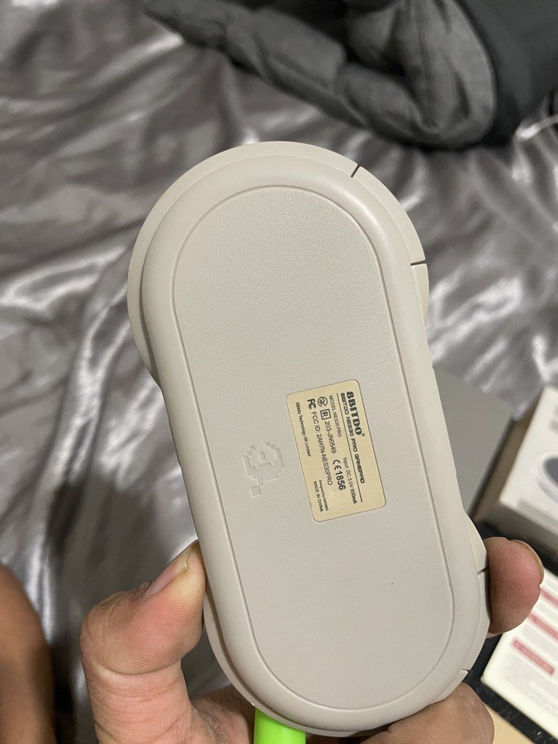 NES30 8BITDO (Category: Controllers) located in Manila. Submitted by nentenshop (Listing ID 1456000458, Image 3). Description: with drifting issue.
