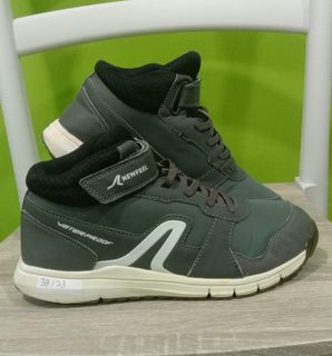 (Kategori: ) berada di . Dikirim oleh _mawpreloved (ID iklan 1455979388, Gambar 1). Deskripsi: .