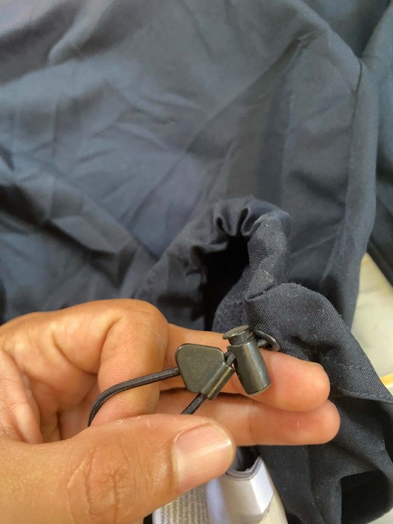 Nike Dri-FIT Track Jacket Navy Red XL (Category: Coats, Jackets and Outerwear) located in Trinidad. Submitted by thrifter1997 (Listing ID 1455866542, Image 3). Description: - Nike Dri-FIT Track Jacket - Size: XL (24×29) -Colorate&Condition (9.8/10) -No Issues - Color: Navy Blue & Red Color Black - Features: Embroidered Nike Swoosh on chest, Full zip closure, Elasticated cuffs with drawstrings - Material: Made in China.