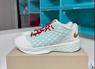 由 SneakersEvil (刊登 ID 1456032929，圖片 1) 提交，位於 的 (類別：)，說明：。