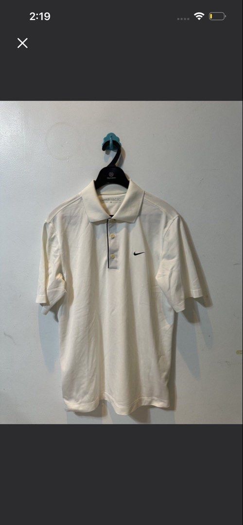NIKE POLO SHIRTS MEDIUM (GOLF) (Category: Tshirts & Polo Shirts ) located in Santa Rosa. Submitted by dfinds (Listing ID 1455908405, Image 3). Description: NIKE POLO SHIRTS 👕 • Nike Polo — Medium — ₱1,000 each ✨ Take both for ₱1,500 PM for negos/inquiries/photos..