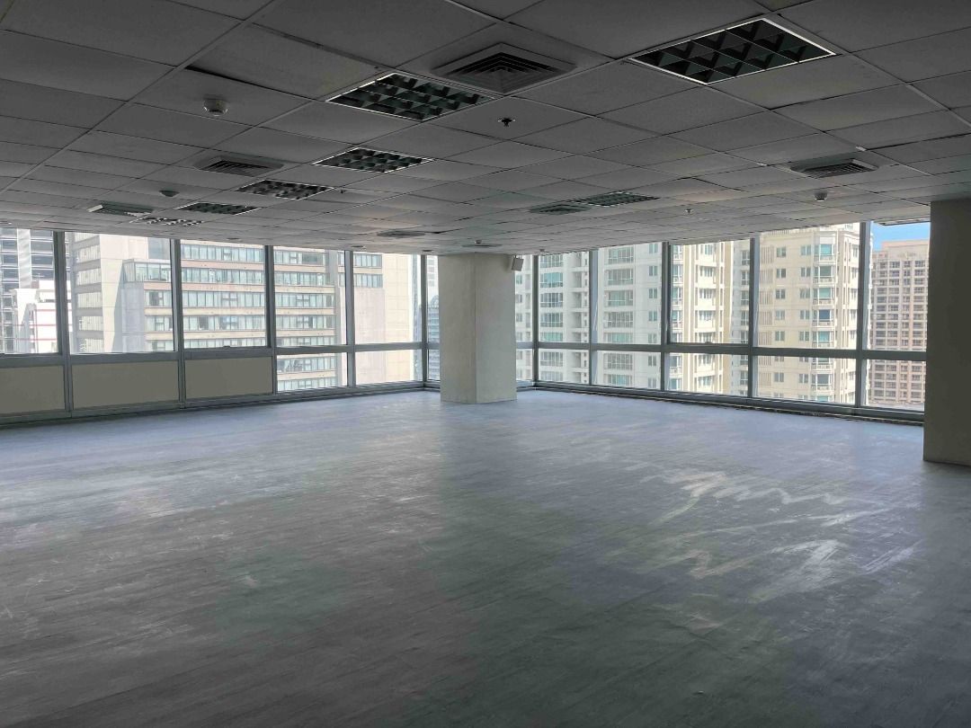 Office Space for Rent The World Centre Makati (Category: Commercial) located in Quezon City. Submitted by leadvision.realty (Listing ID 1455892985, Image 1). Description: ❗AVAILABLE - THE WORLD CENTRE❗ FOR RENT: P547,600/month Property Code: 943-LO-TWC The World Centre 21st floor Floor Area: 740 sq.m. Bare and occupies the entire floor Exclusive of CUSA 2A, 2S + PDCs Minimum of 3-year lease Escalation: 5-10% on the 3rd year Free rent for fit out: