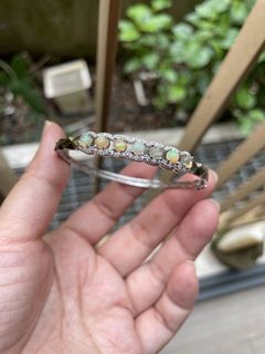 (Category: ) located in . Submitted by crystal_gem_world (Listing ID 1455855912, Image 1). Description: .