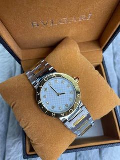 (Category: ) located in . Submitted by hideoutcloset88 (Listing ID 1455991326, Image 1). Description: .