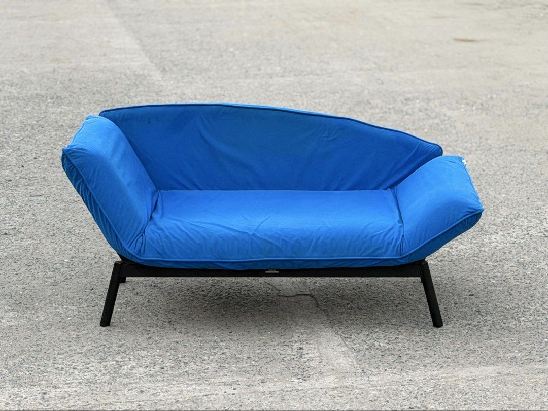 Oslo Modern Blue Sofa (Category: Sofas) located in Bulacan. Submitted by rock_off.thriftshop.ph (Listing ID 1455919666, Image 2). Description: .
