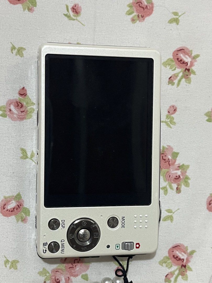 Panasonic Lumix DMC-SZ7 10x Optical Zoom Digital Camera (Category: Cameras) located in Taguig. Submitted by luckyforest-3ea7 (Listing ID 1455920225, Image 3). Description: - White Panasonic Lumix camera - 10x Full HD optical zoom - Leica DC Vario-Elmar lens - Records AVCHD video - Includes Verbatim USB drive - Great for both photos and videos - Selling as a bundle * Japanese language * Lens needs to be manually forced open and closed * Please see
