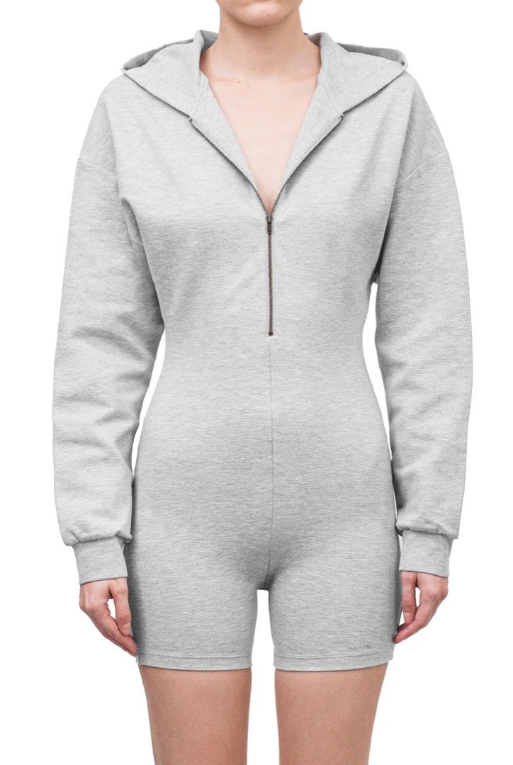 PATTON HOODIE UNI (BNWT) (Category: Rompers) located in Bacoor. Submitted by hellonikka (Listing ID 1455976094, Image 1). Description: Size Small See size chart for reference Rfs: I dont need.