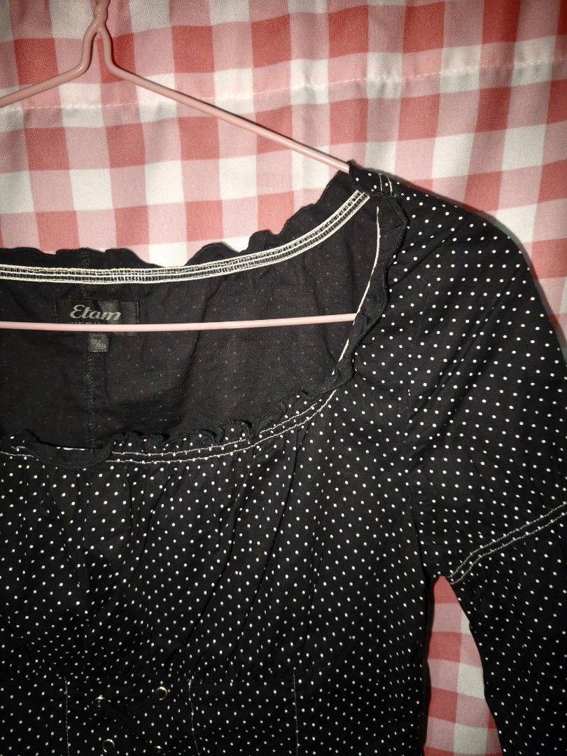 Polka Milkmaid Corset Top (Category: Blouses) located in Manila. Submitted by letthingsgo_ (Listing ID 1456053971, Image 3). Description: Super nice quality but it's too big on me huhu Small to Medium.