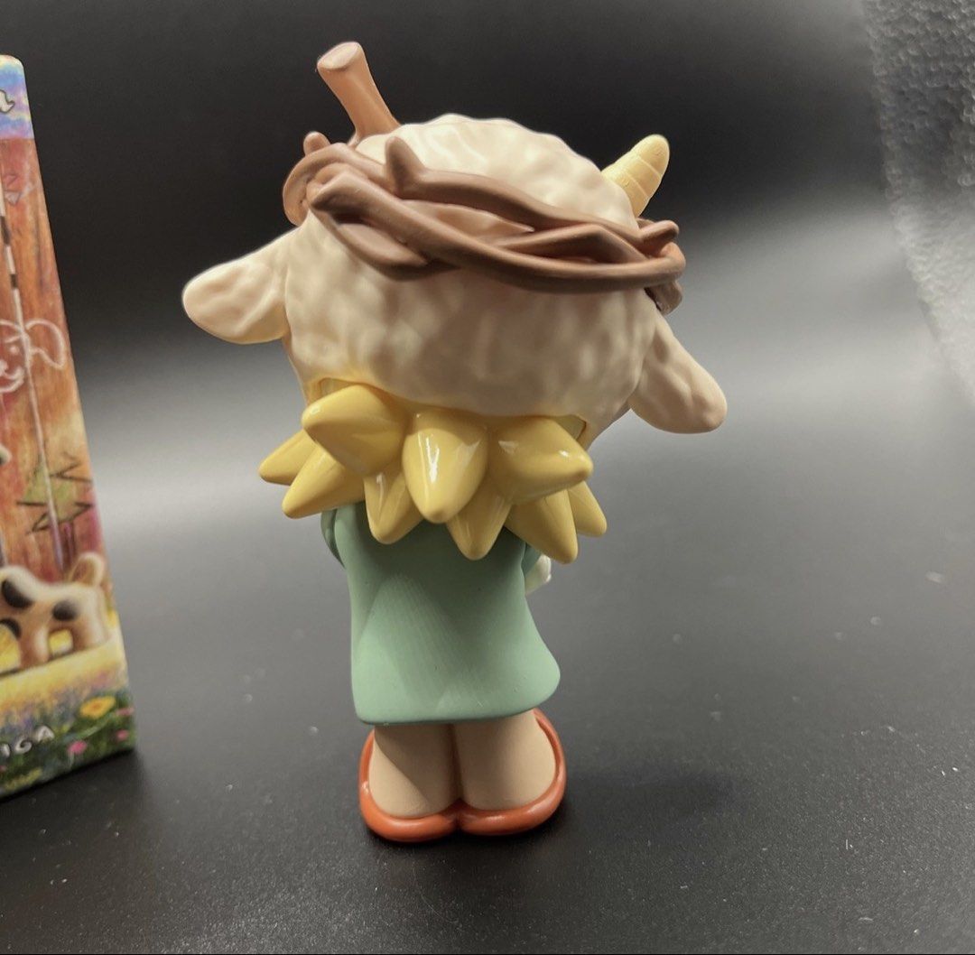 ZSIGA Let It Be: Curing Hug (Category: Storybooks) located in Manila. Submitted by luvsena (Listing ID 1455906528, Image 3). Description: Card Included - Authentic. 🦢 Message me for actual photos! MOP: Gcash / Bank Transfer 📍Quezon City. .