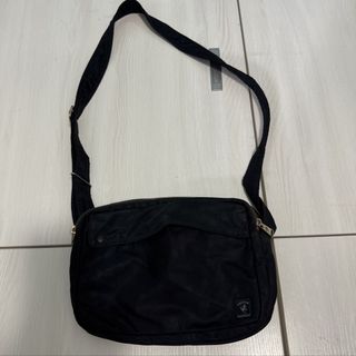 （分類：）位於 。 由 emeruthchu 提交（商品編號 1455857126，圖片 1）。簡介： 。