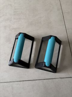(Category: ) located in . Submitted by resell3rrr (Listing ID 1455990608, Image 1). Description: .