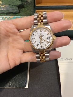 （分類：）位於 。 由 prelovedclosettttt 提交（商品編號 1455925939，圖片 1）。簡介： 。