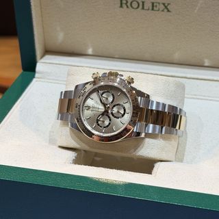 (Category: ) located in . Submitted by allwatches_anson (Listing ID 1455924471, Image 1). Description: .