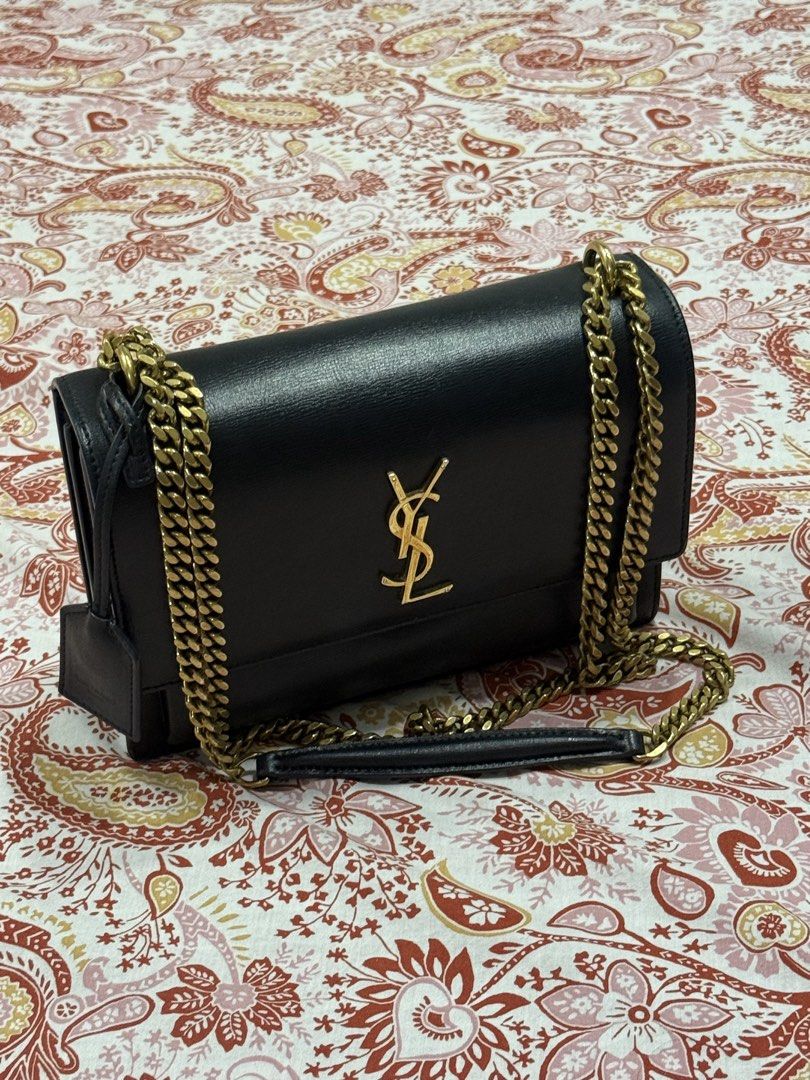 Rush Ysl Sunset (Category: Luxury Bags & Wallets) located in Manila. Submitted by shop.avl (Listing ID 1455984456, Image 2). Description: .