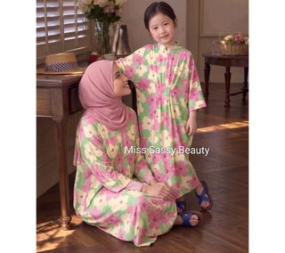 (Category: ) located in . Submitted by sassy_shop (Listing ID 1456048010, Image 1). Description: .