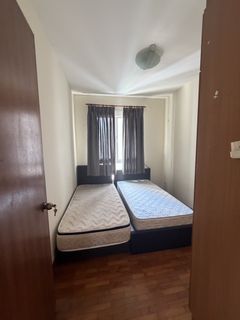 (Category: ) located in . Submitted by huyayi0 (Listing ID 1455883621, Image 1). Description: .
