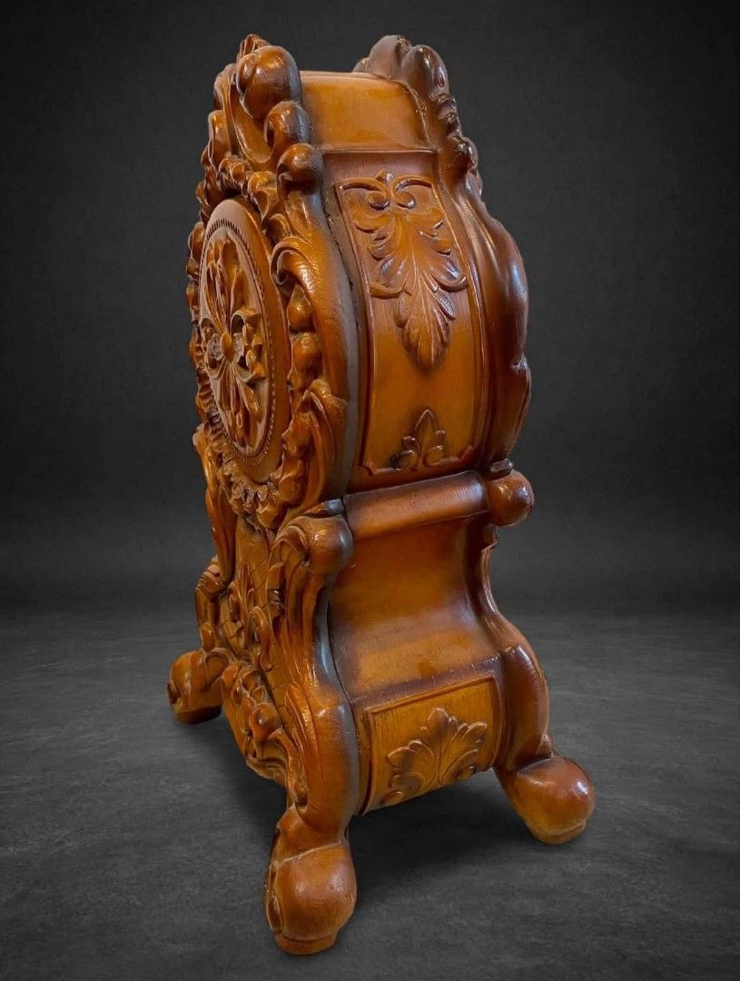 Sinix Wooden Mantel / Desk / Table Top Clock (Category: Clocks) located in Cebu City. Submitted by bellababystuffcebu (Listing ID 1455864395, Image 2). Description: For Sale ! HOME DECOR Sinix Wooden Mantel / Desk / Table Top Clock A beautiful woodwork artistry of classic Rococo featured classic vintage design made of Solid and Wooden MDF, patinated dial brass and glass ,swinging Pendulum,and chimes. Battery powered Quartz mechanism in excellent 