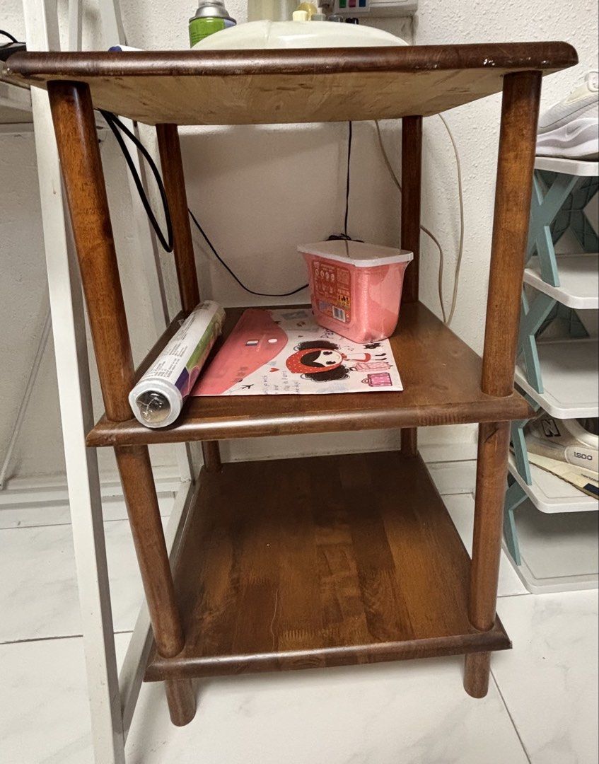 Small table (Category: Tables & Sets) located in Singapore. Submitted by jess2143 (Listing ID 1455873248, Image 1). Description: .