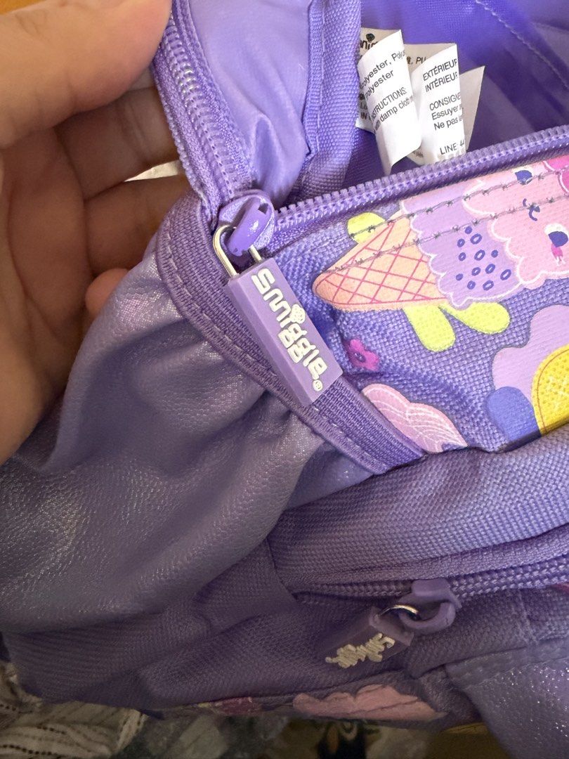 Smiggle Medium Backpack (Category: Backpacks) located in Davao. Submitted by simplyjae (Listing ID 1455887854, Image 3). Description: Smiggle Backpack Bought it from online 1k plus selling for ₱300 only -may issue ( see in the photos) pero sa loob lang , kayo na bahala mag fix -pero sa labas bagong bago pa naman need wash lang. Shipping fees shall be shouldered by the buyer. Location: Davao City.